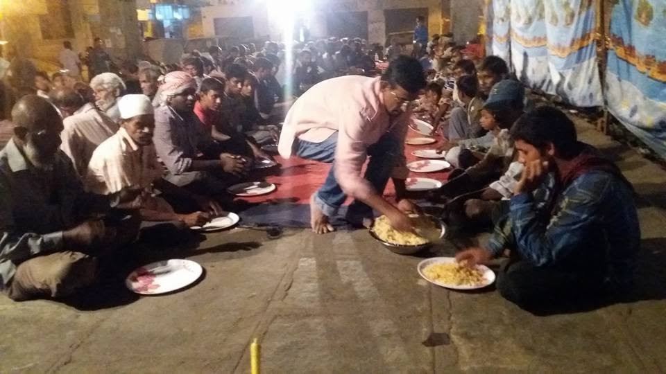 2000 days of free food distribution at Gandhi Hospital